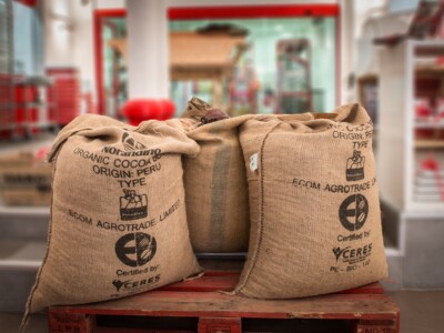 Manufacture Chocolat Duplanteur Grasse sac de fèves